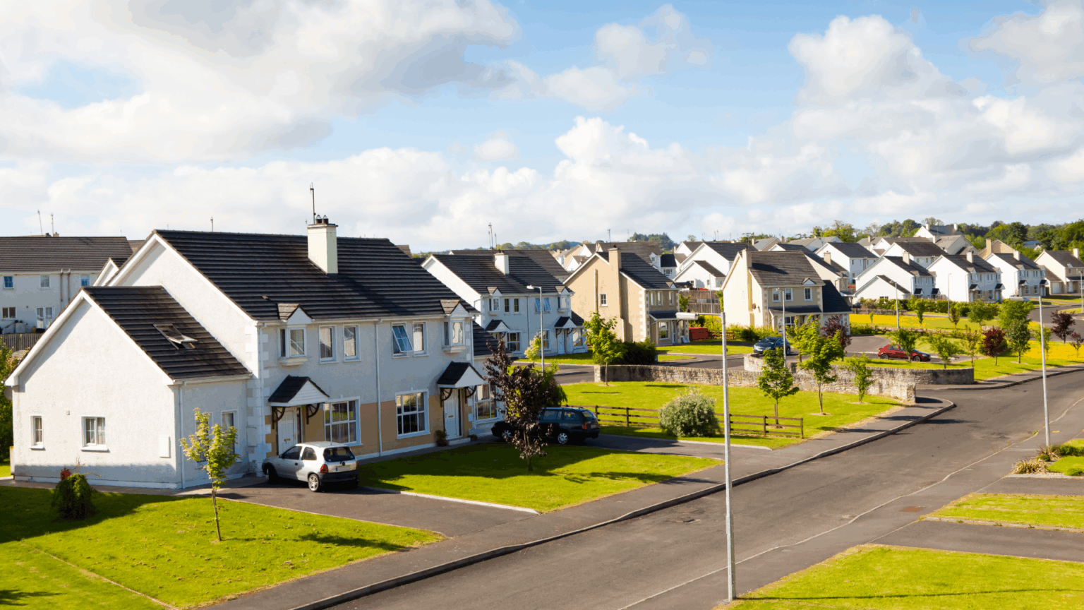 maison en lotissement : est-ce que je peux installer des panneaux solaires ?