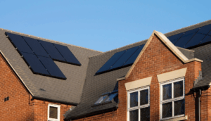 panneaux solaires et mairie